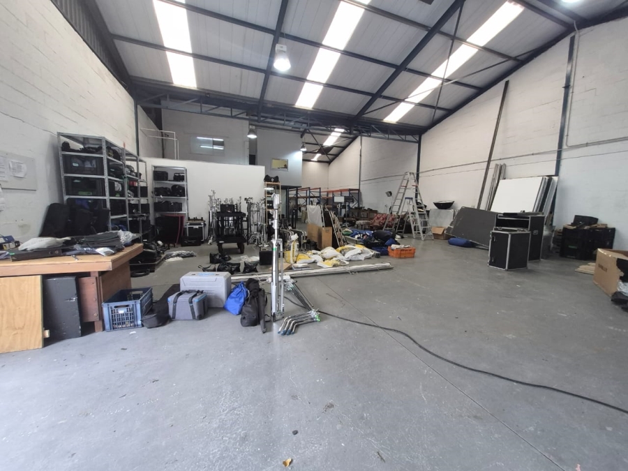 To Let Commercial Property for Rent in Maitland Western Cape
